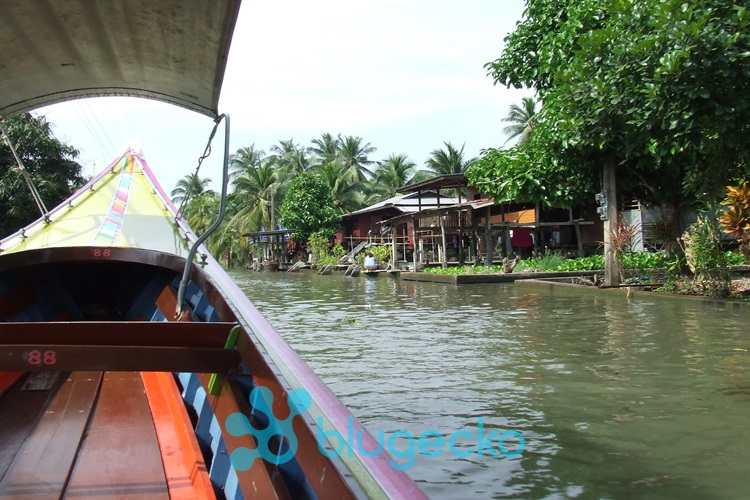 Canals around Damnoen Saduak